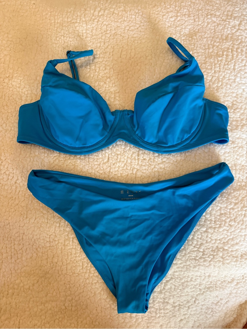Vetchy turquoise Underwire Bikini Set with Adjustable Straps